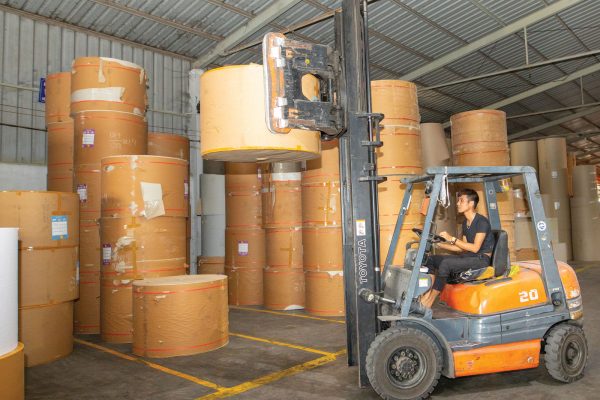 CÔNG TY TNHH SẢN XUẤT VÀ THƯƠNG MẠI HỮU HÙNG